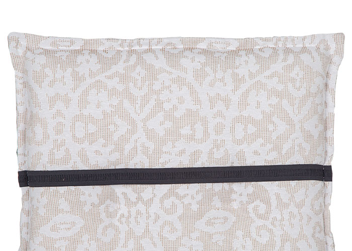 Relax-Auflage Terrassa, weiches beige mit cremfarbenen brokat Muster in Form einer  Blumen-Bordüre 